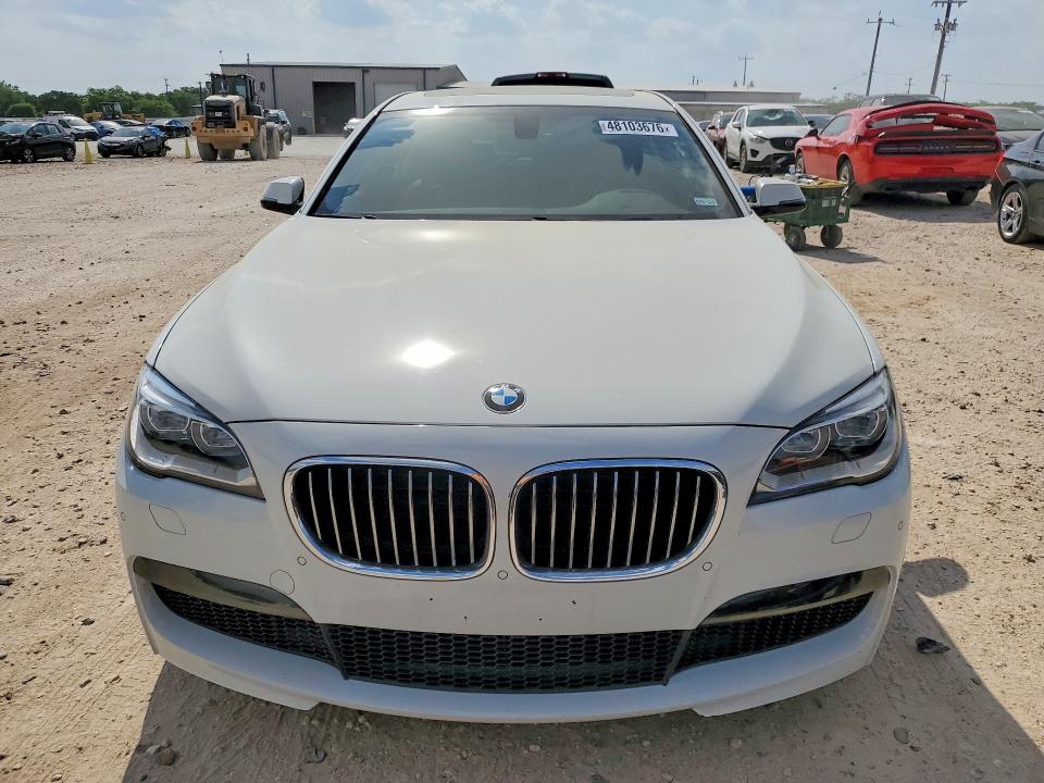 Продаж на аукціоні авто 2013 Bmw 750, vin: WBAYE8C58DD133076, номер лоту: 48103676