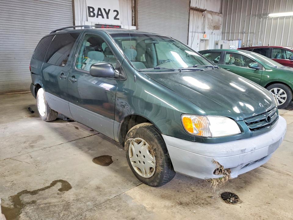 50283176 :رقم المزاد ، 4T3ZF19C52U470547 vin ، 2002 Toyota Sienna مزاد بيع