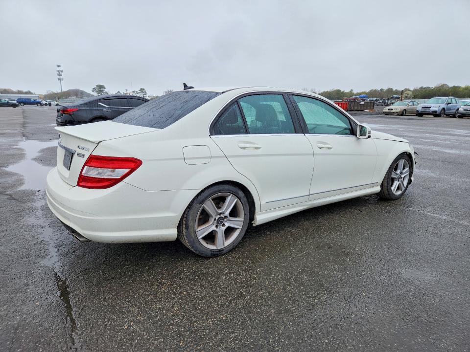 51518206 :رقم المزاد ، WDDGF8BB8AF482361 vin ، 2010 Mercedes-benz C مزاد بيع