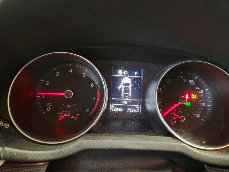 47633126 :رقم المزاد ، 1VWJM7A31JC039333 vin ، 2018 Volkswagen Passat مزاد بيع