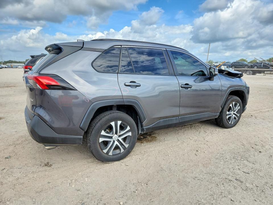 50650016 :رقم المزاد ، 2T3W1RFV6MC137767 vin ، 2021 Toyota Rav4 مزاد بيع