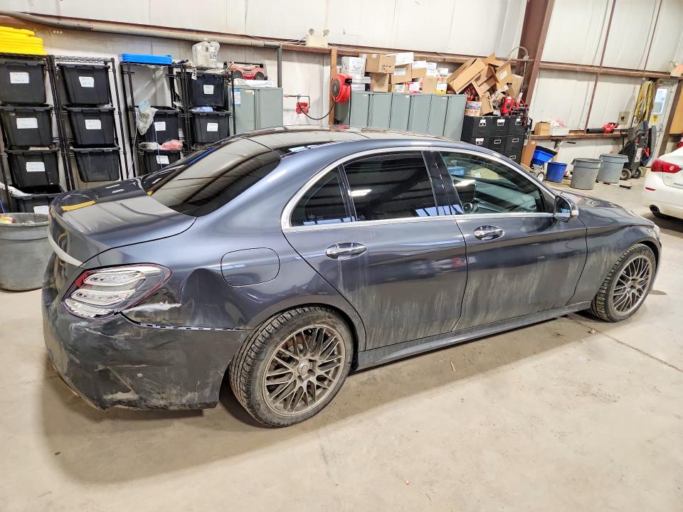 Продаж на аукціоні авто 2015 Mercedes-benz C, vin: 55SWF4KBXFU068894, номер лоту: 49243326