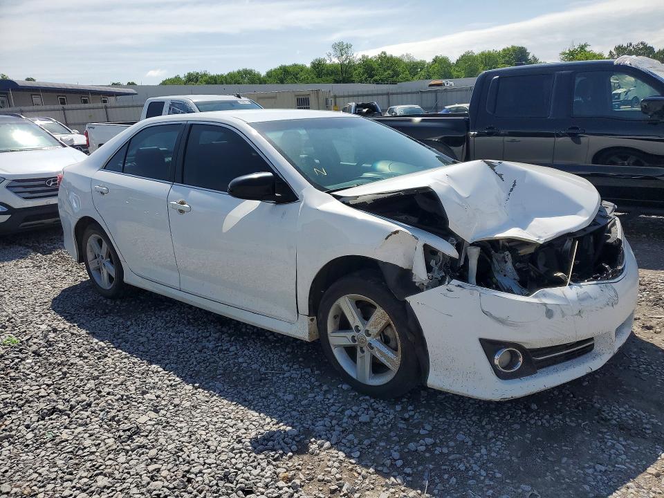 52009156 :رقم المزاد ، 4T1BF1FK3CU116727 vin ، 2012 Toyota Camry مزاد بيع