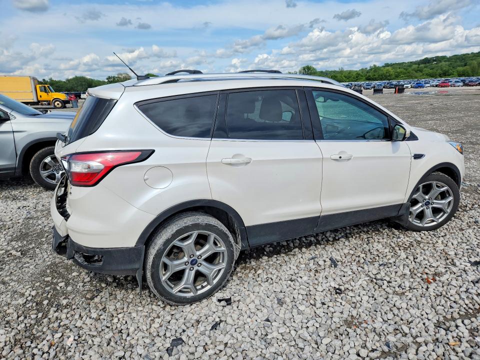 Продажа на аукционе авто 2017 Ford Escape, vin: 1FMCU0JD8HUD16636, номер лота: 50925026