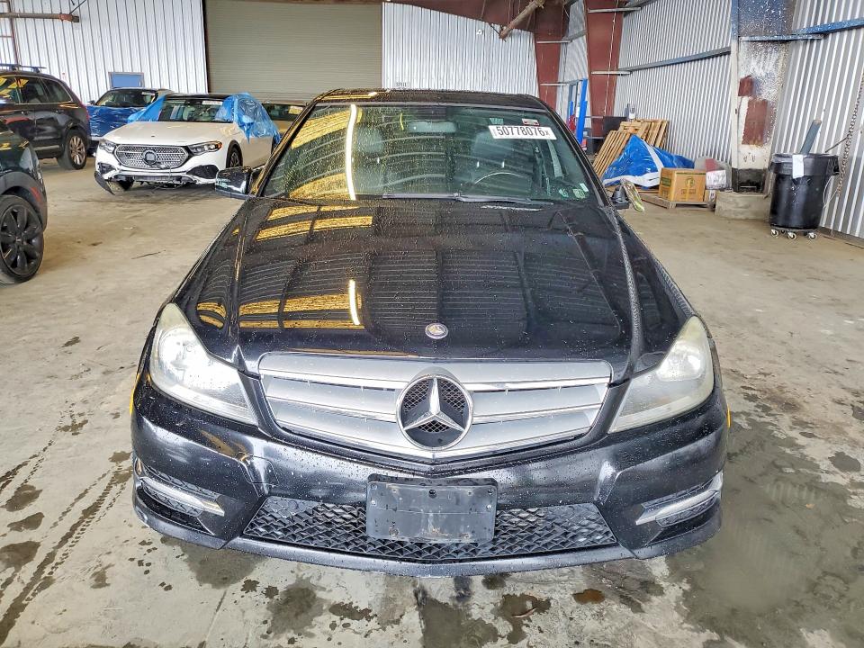 Продажа на аукционе авто 2013 Mercedes-benz C, vin: WDDGF4HB7DA779400, номер лота: 50778076