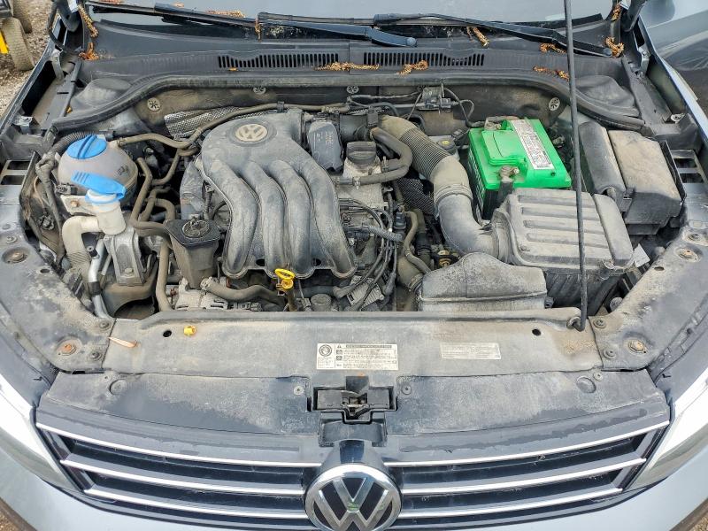 51315106 :رقم المزاد ، 3VW2K7AJ7FM272342 vin ، 2015 Volkswagen Jetta مزاد بيع
