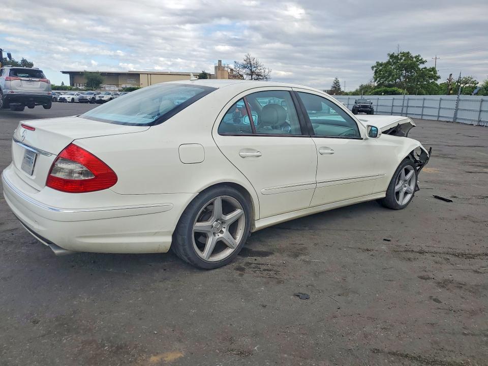 50784536 :رقم المزاد ، WDBUF56X89B426780 vin ، 2009 Mercedes-benz E مزاد بيع