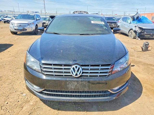 49339976 :رقم المزاد ، 1VWCN7A36EC067589 vin ، 2014 Volkswagen Passat مزاد بيع
