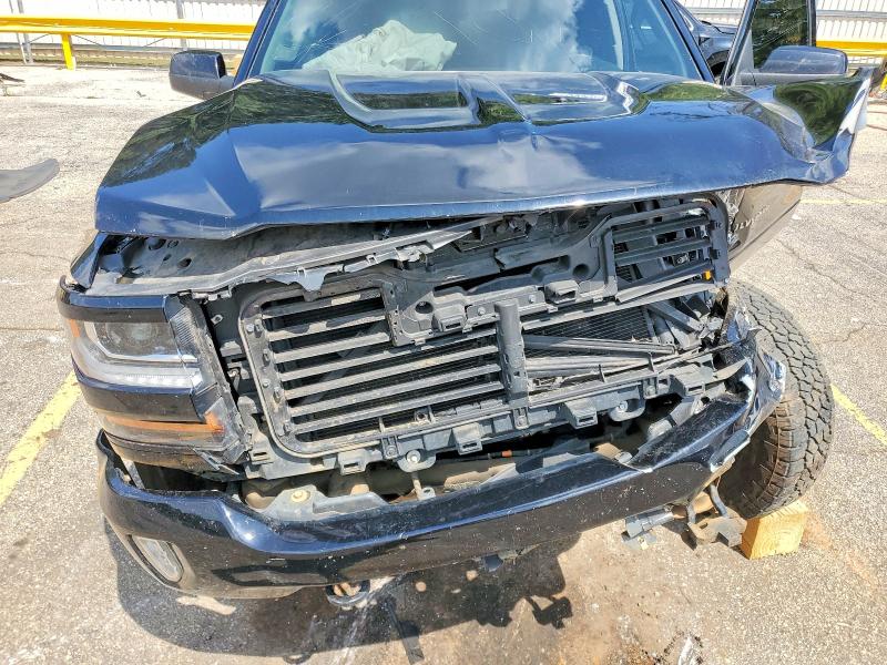 Продажа на аукционе авто 2018 Chevrolet Silverado, vin: 3GCUKREC8JG481289, номер лота: 50963746