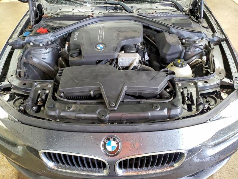51118706 :رقم المزاد ، WBA8E5G36HNU44397 vin ، 2017 Bmw 320 مزاد بيع