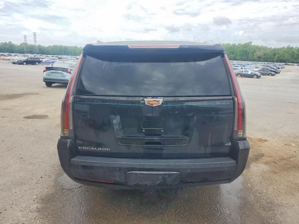 2015 Cadillac Escalade მანქანა იყიდება აუქციონზე, vin: 1GYS4RKJXFR673383, აუქციონის ნომერი: 49375596