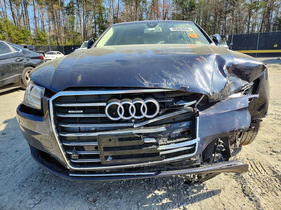 48403856 :رقم المزاد ، WAU32AFD8FN028791 vin ، 2015 Audi A8 مزاد بيع