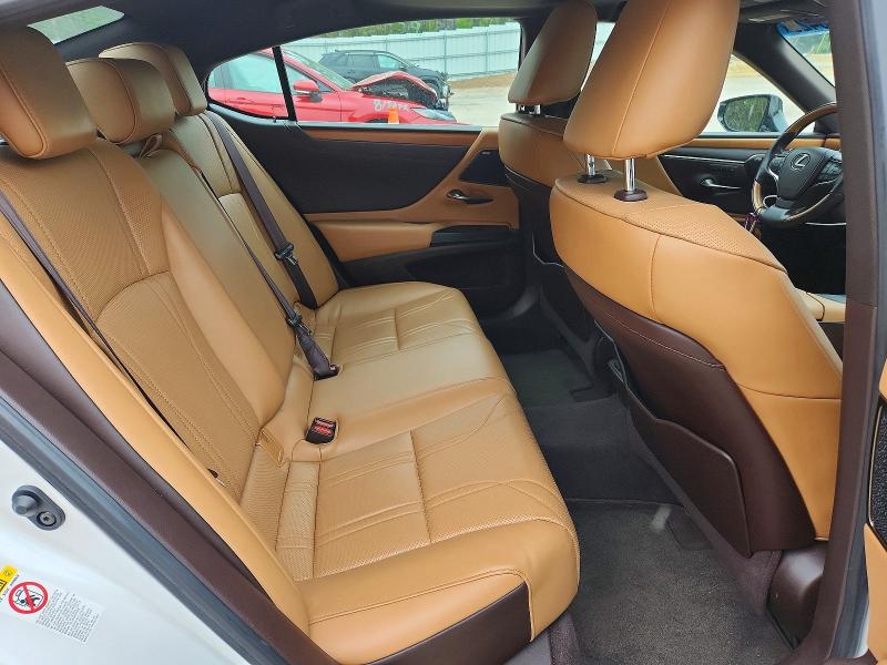 Продажа на аукционе авто 2019 Lexus Es, vin: 58ABZ1B18KU045729, номер лота: 49776426
