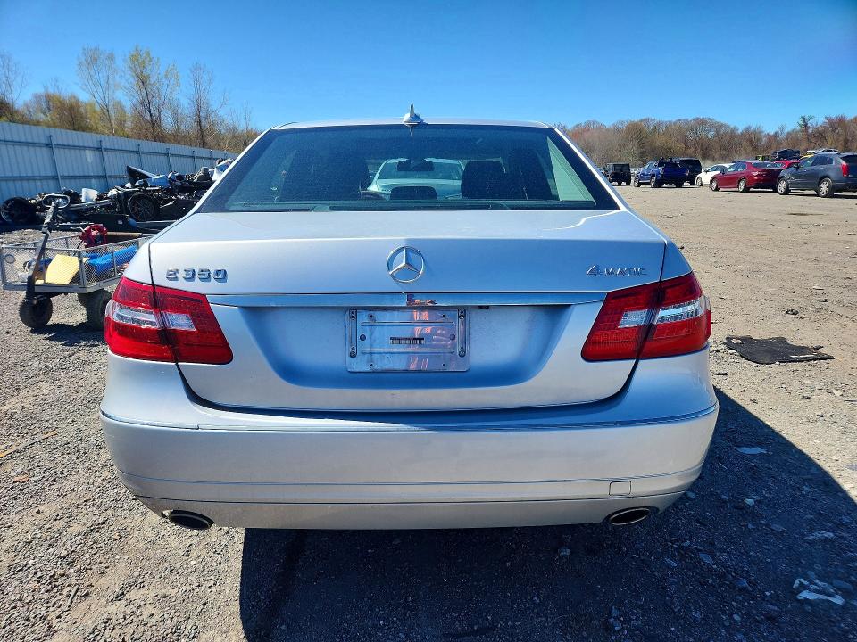 Продажа на аукционе авто 2011 Mercedes-benz E, vin: WDDHF8HB0BA467847, номер лота: 50921456