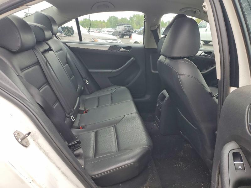 51606666 :رقم المزاد ، 3VWDP7AJ6DM407043 vin ، 2013 Volkswagen Jetta مزاد بيع