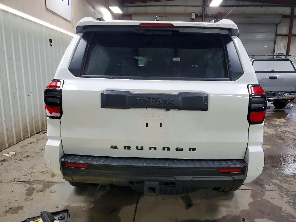 47790346 :رقم المزاد ، JTEVA5BR4S5048498 vin ، 2025 Toyota 4runner مزاد بيع