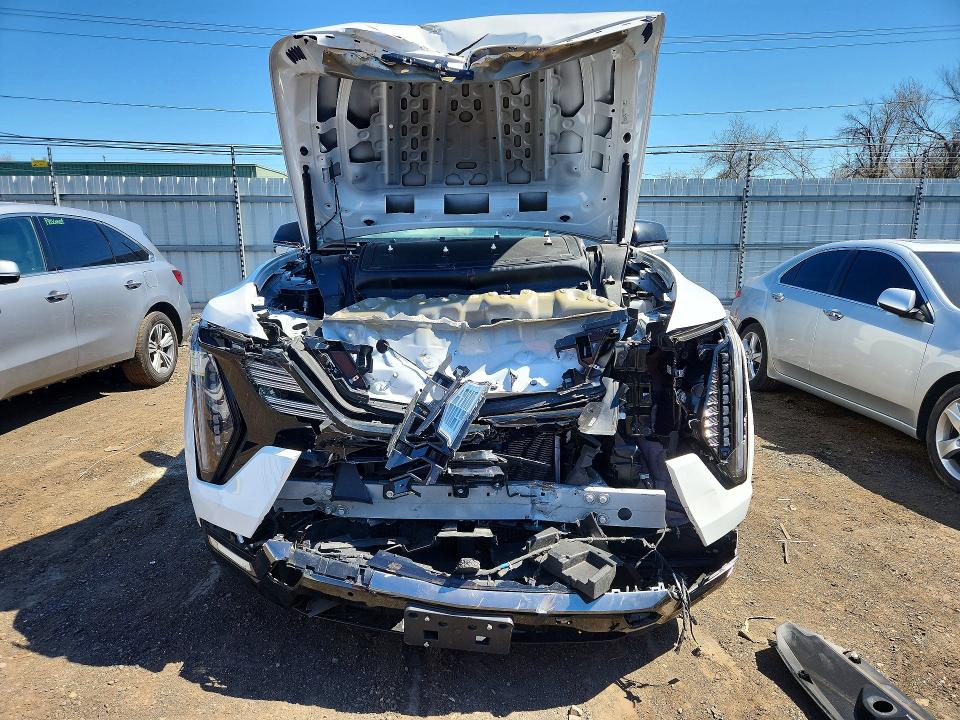 Продажа на аукционе авто 2025 Cadillac Escalade Iq, vin: 1GYTEFKL8SU104993, номер лота: 48931526
