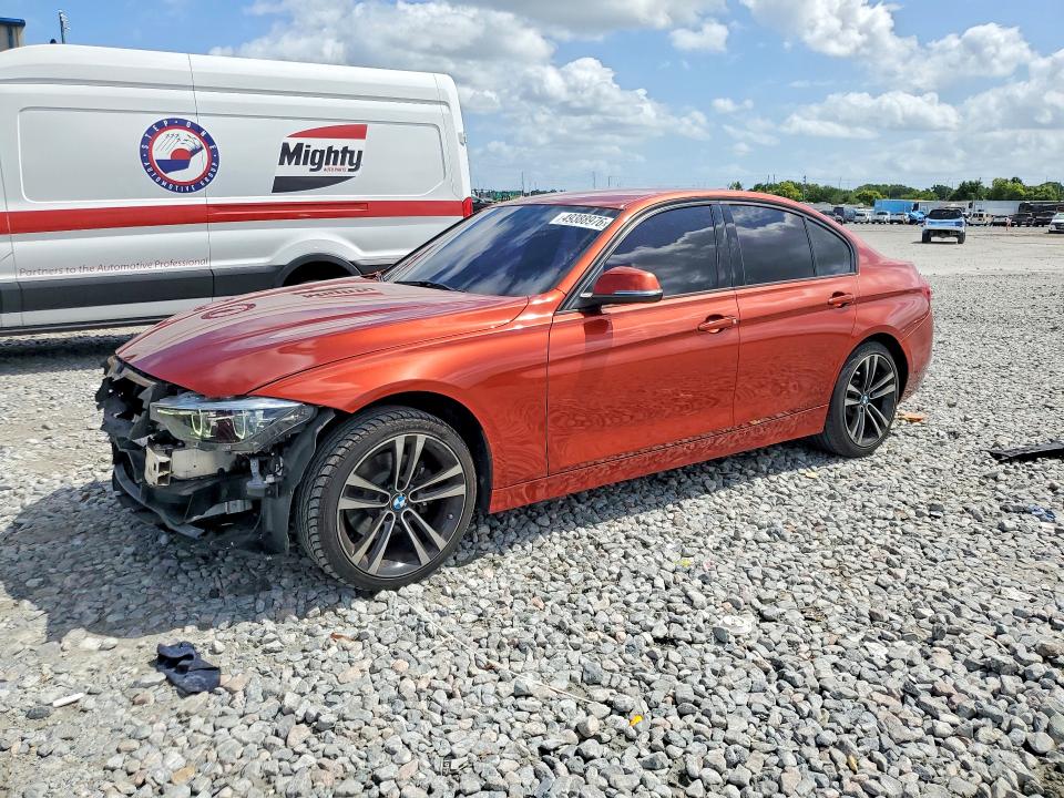 49388976 :رقم المزاد ، WBA8B9C55JEE81957 vin ، 2018 Bmw 330 مزاد بيع