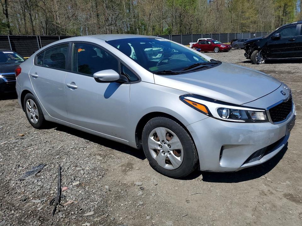 48987876 :رقم المزاد ، 3KPFK4A79JE270778 vin ، 2018 Kia Forte مزاد بيع