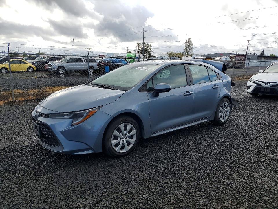 50045186 :رقم المزاد ، 5YFEPMAE3MP167709 vin ، 2021 Toyota Corolla مزاد بيع