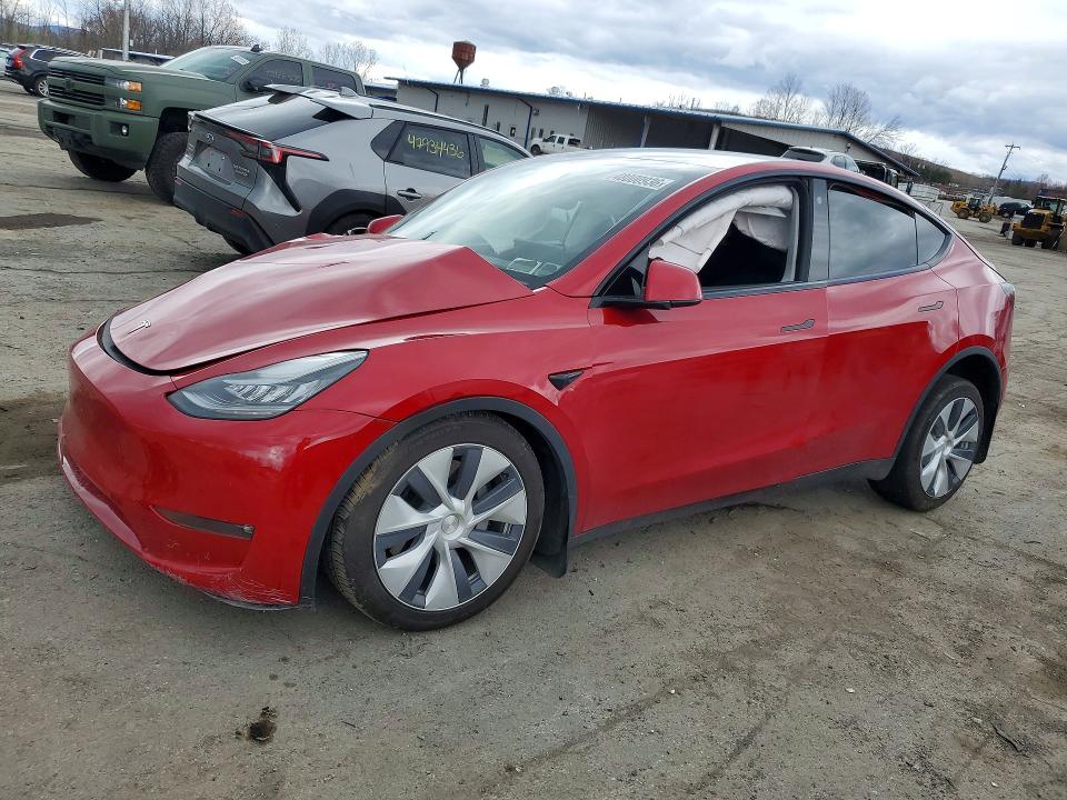 48000936 :رقم المزاد ، 5YJYGDEE3MF139315 vin ، 2021 Tesla Model Y مزاد بيع