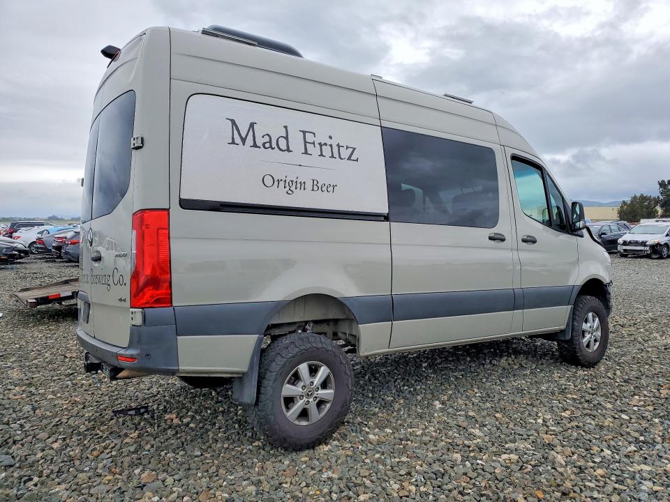 48137376 :رقم المزاد ، WDZFF0CDXKP170013 vin ، 2019 Mercedes-benz Sprinter مزاد بيع