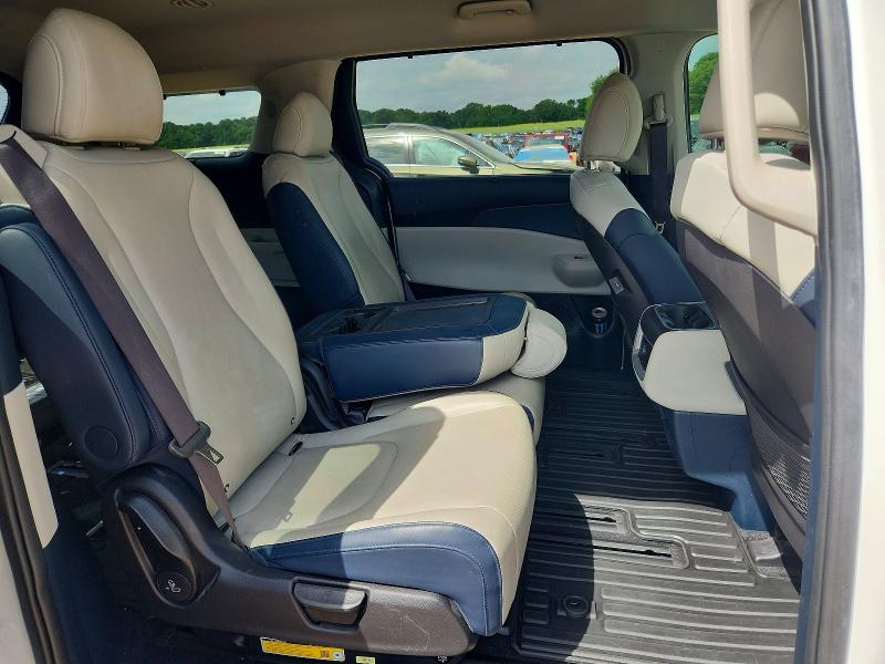 Продажа на аукционе авто 2025 Kia Carnival, vin: KNDNC5KA2S6061902, номер лота: 50877766