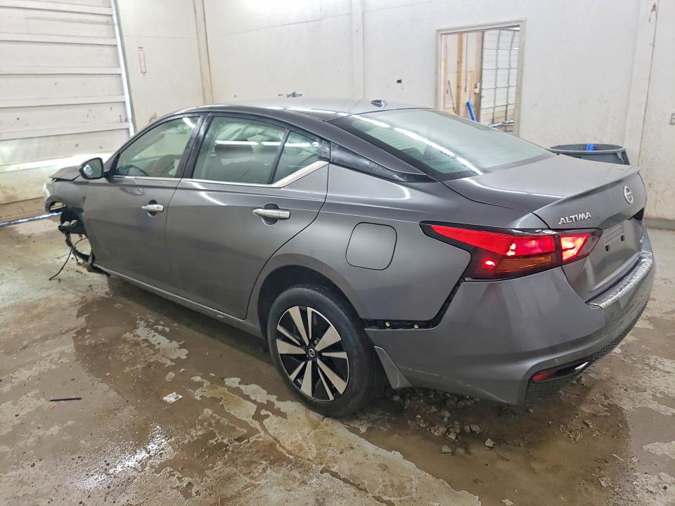 2022 Nissan Altima მანქანა იყიდება აუქციონზე, vin: 1N4BL4DW3NN381865, აუქციონის ნომერი: 50583036