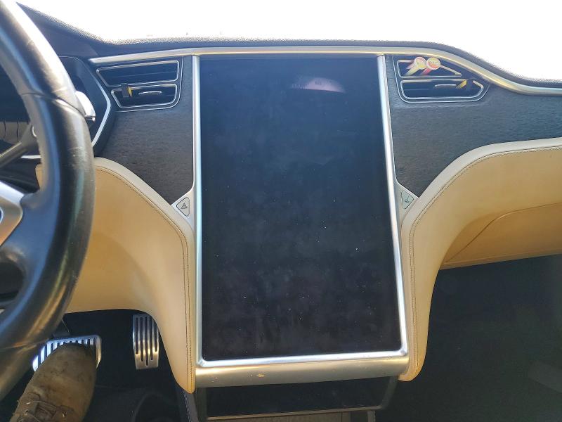 48998426 :رقم المزاد ، 5YJSA1H17EFP40274 vin ، 2014 Tesla Model S مزاد بيع