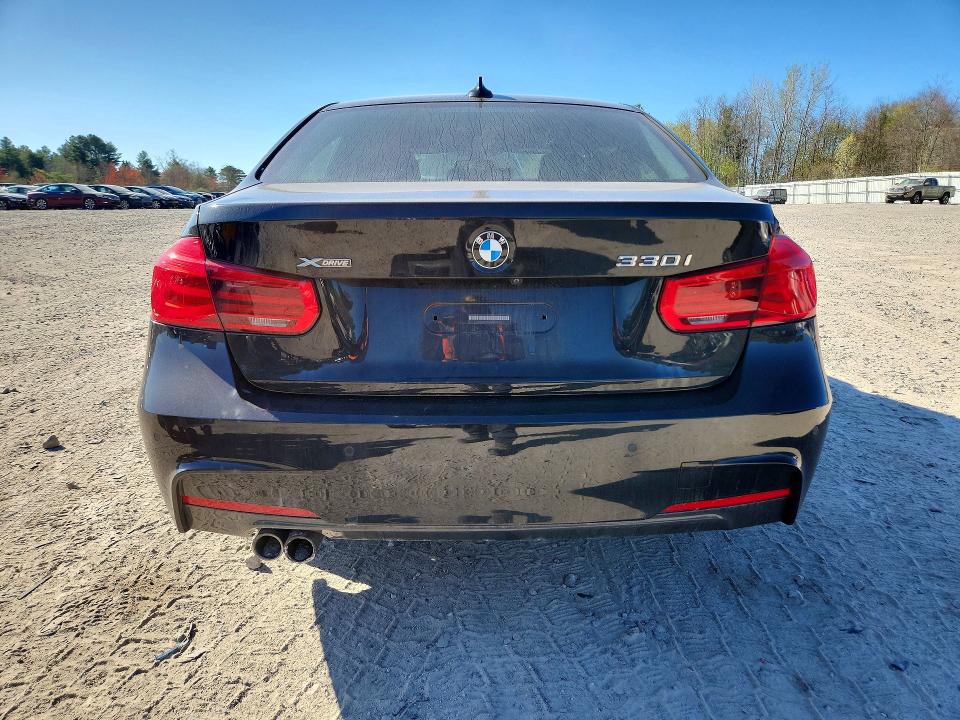 51719676 :رقم المزاد ، WBA8D9G38HNU64709 vin ، 2017 Bmw 330 مزاد بيع