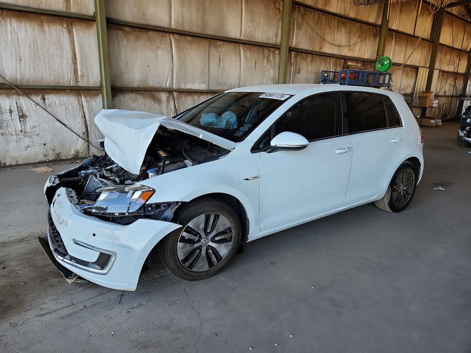2015 Volkswagen E-golf მანქანა იყიდება აუქციონზე, vin: WVWPP7AU6FW911427, აუქციონის ნომერი: 50661126