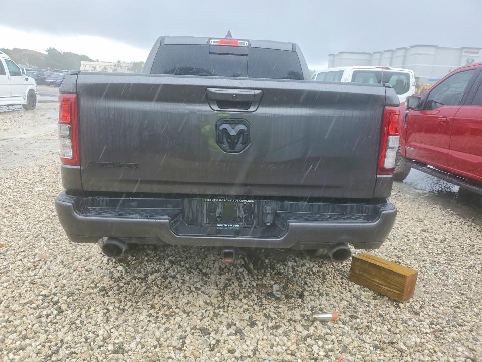 48477136 :رقم المزاد ، 1C6RREFT9MN690326 vin ، 2021 Ram 1500 مزاد بيع