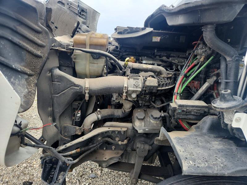 2016 Freightliner Cascadia 113 მანქანა იყიდება აუქციონზე, vin: 3AKJGHDV8GSHD8363, აუქციონის ნომერი: 50149406