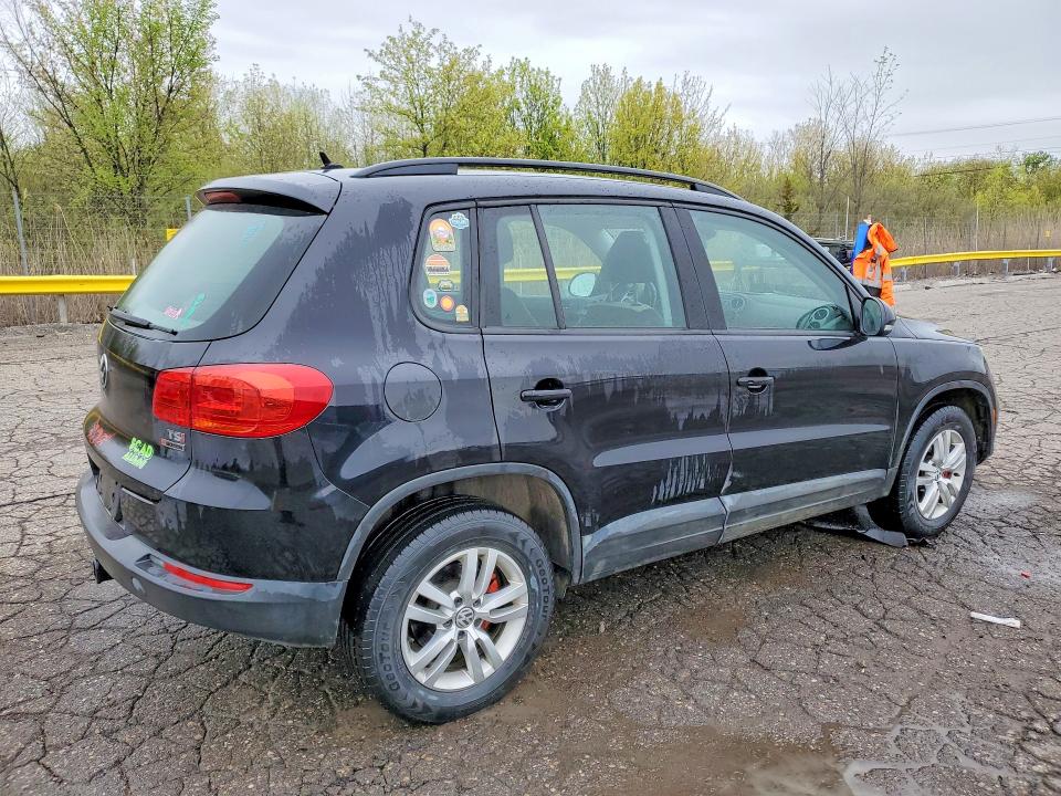 2016 Volkswagen Tiguan მანქანა იყიდება აუქციონზე, vin: WVGBV7AX9GW582763, აუქციონის ნომერი: 51360566