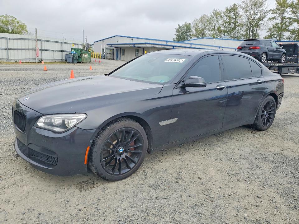 2013 Bmw 750 მანქანა იყიდება აუქციონზე, vin: WBAYE8C57DD133456, აუქციონის ნომერი: 49776846