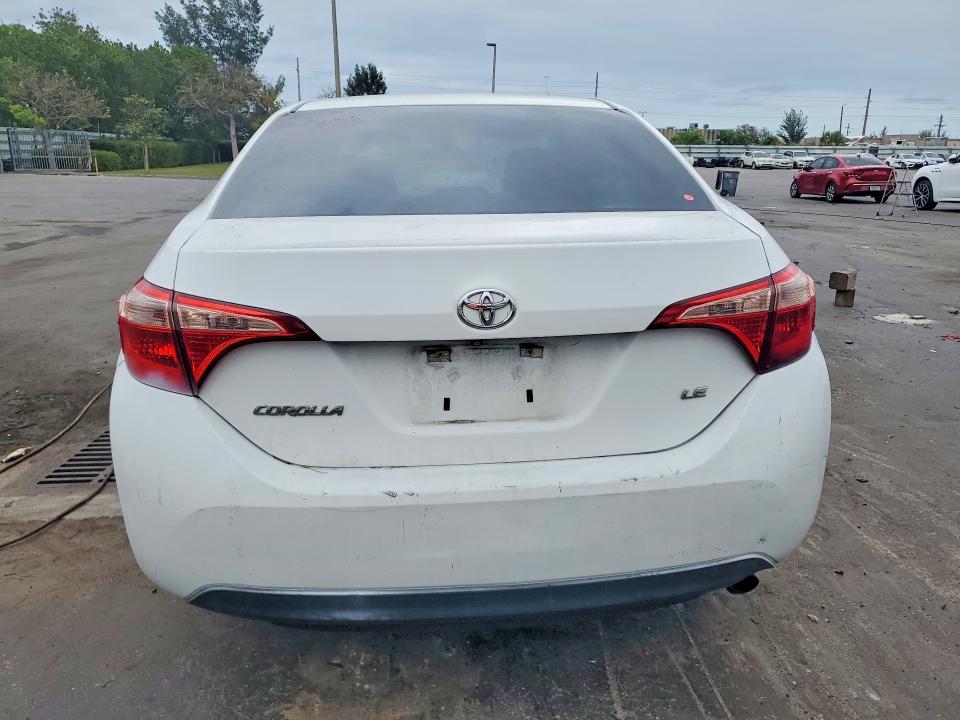 Aukcja sprzedaży 2017 Toyota Corolla, vin: 5YFBURHE4HP697692, numer aukcji: 51144676