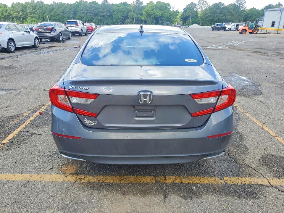 Продажа на аукционе авто 2018 Honda Accord, vin: 1HGCV1F14JA165891, номер лота: 51165146