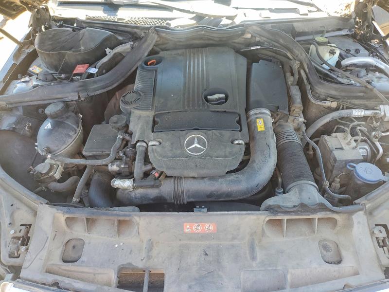 Продаж на аукціоні авто 2013 Mercedes-benz C, vin: WDDGF4HB4DR254005, номер лоту: 48820786