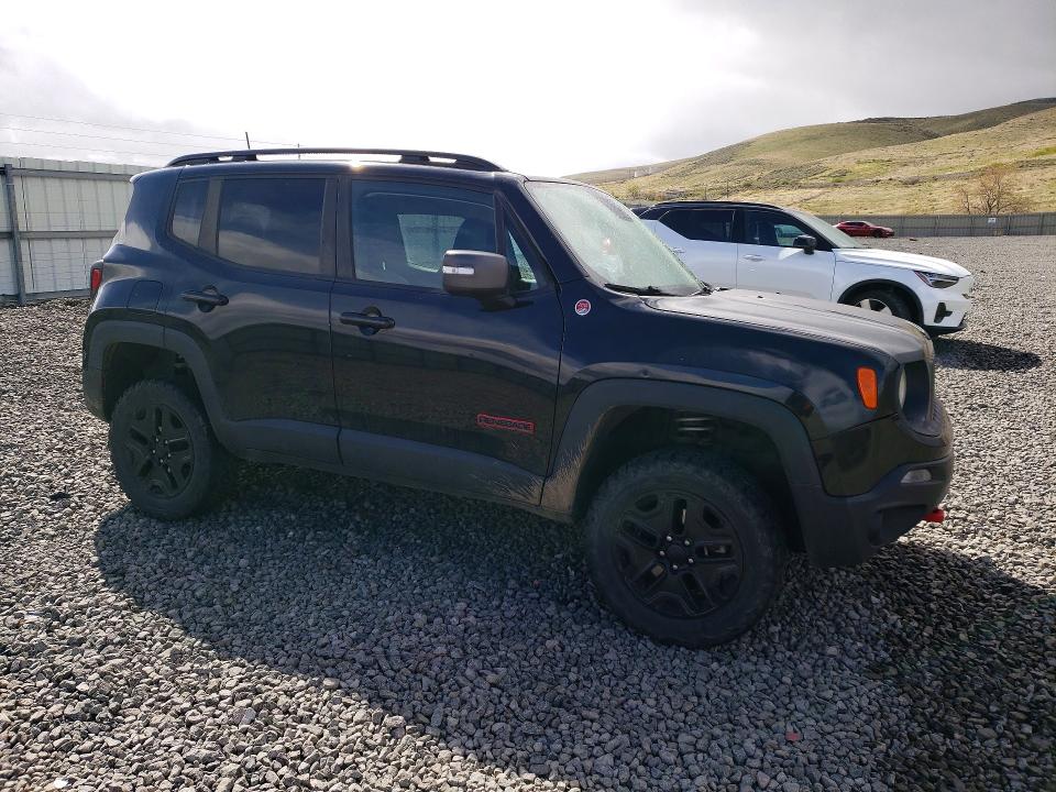 Продажа на аукционе авто 2018 Jeep Renegade, vin: ZACCJBCB4JPH18438, номер лота: 48478516