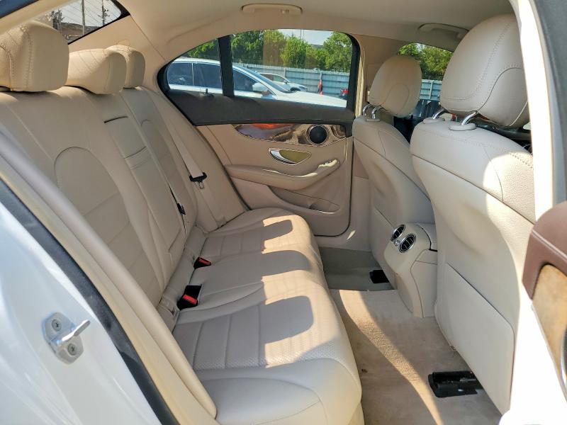 2015 Mercedes-benz C მანქანა იყიდება აუქციონზე, vin: 55SWF4KB8FU066903, აუქციონის ნომერი: 51942676