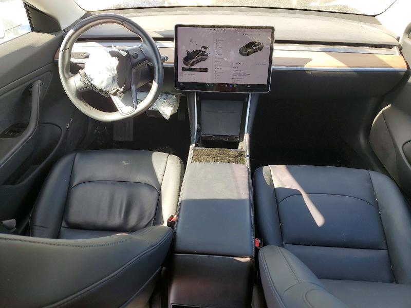 49284596 :رقم المزاد ، 5YJ3E1EA5JF005249 vin ، 2018 Tesla Model 3 مزاد بيع