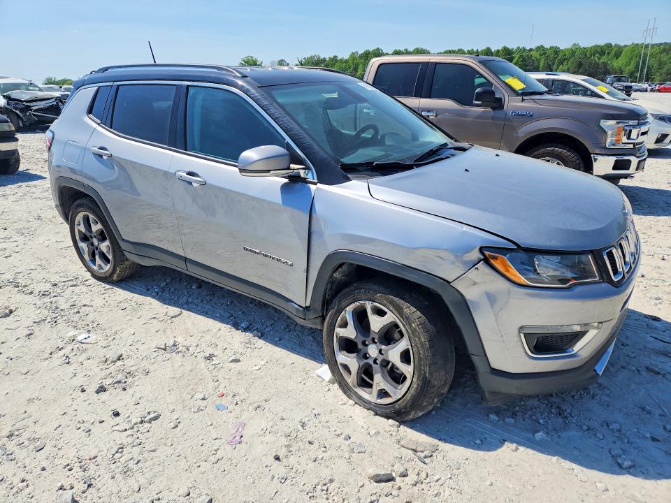 49683546 :رقم المزاد ، 3C4NJDCB5JT354785 vin ، 2018 Jeep Compass مزاد بيع