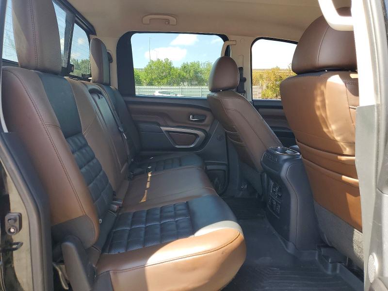 51823096 :رقم المزاد ، 1N6BA1F42HN561043 vin ، 2017 Nissan Titan Xd مزاد بيع