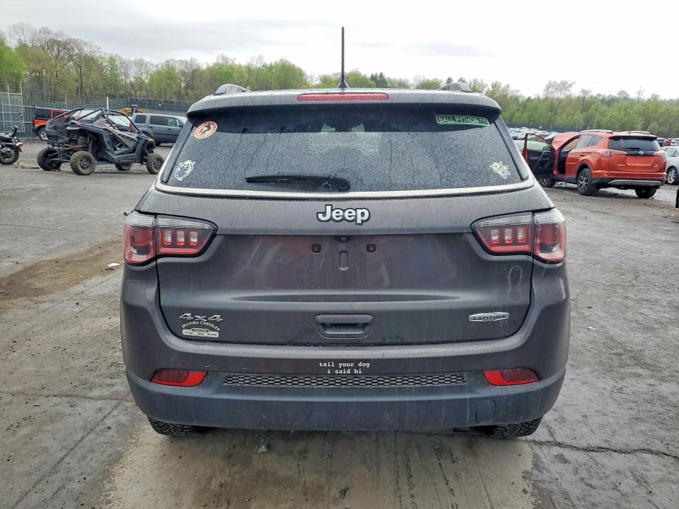 Продаж на аукціоні авто 2018 Jeep Compass, vin: 3C4NJDBB1JT200625, номер лоту: 51432616
