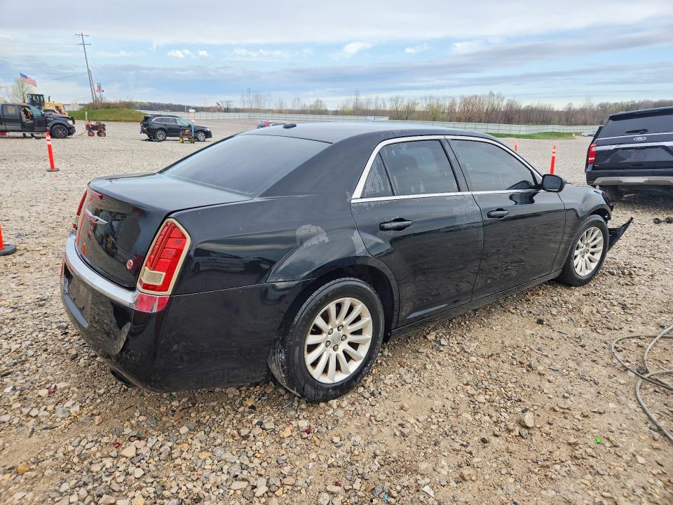 49775236 :رقم المزاد ، 2C3CCAAG7DH518540 vin ، 2013 Chrysler 300 مزاد بيع
