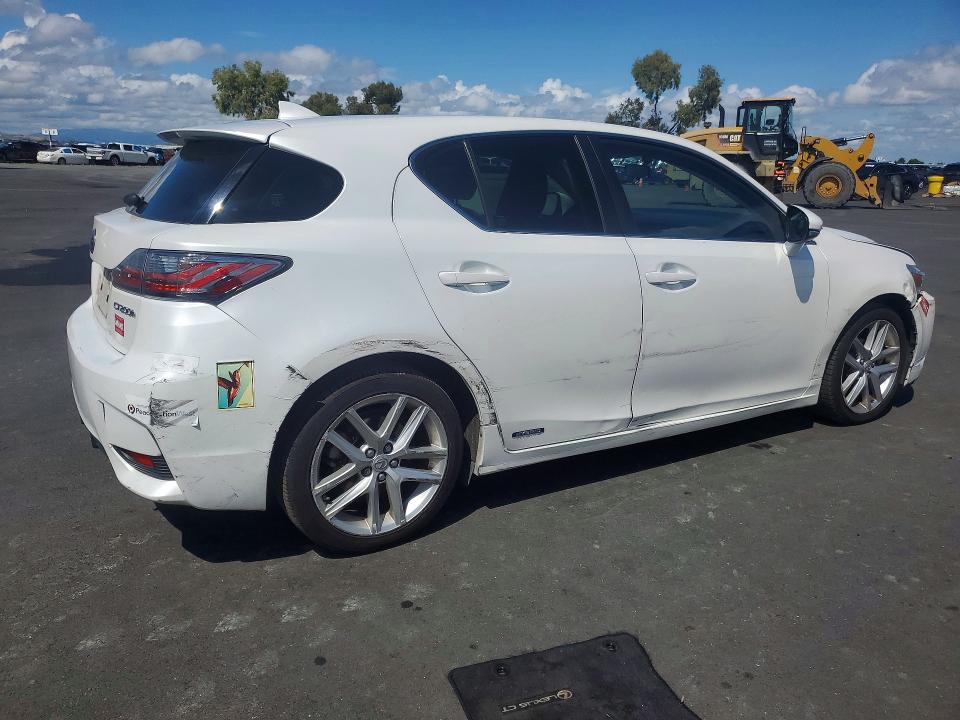 50702686 :رقم المزاد ، JTHKD5BH7F2223225 vin ، 2015 Lexus Ct مزاد بيع