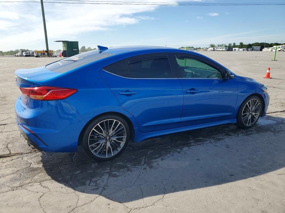 52088726 :رقم المزاد ، KMHD04LB1HU330719 vin ، 2017 Hyundai Elantra مزاد بيع
