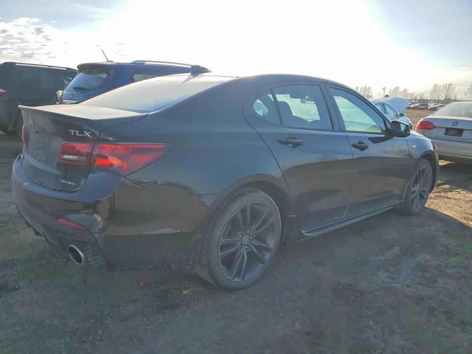 49376206 :رقم المزاد ، 19UUB3F6XJA800729 vin ، 2018 Acura Tlx V6 4dr Awd مزاد بيع