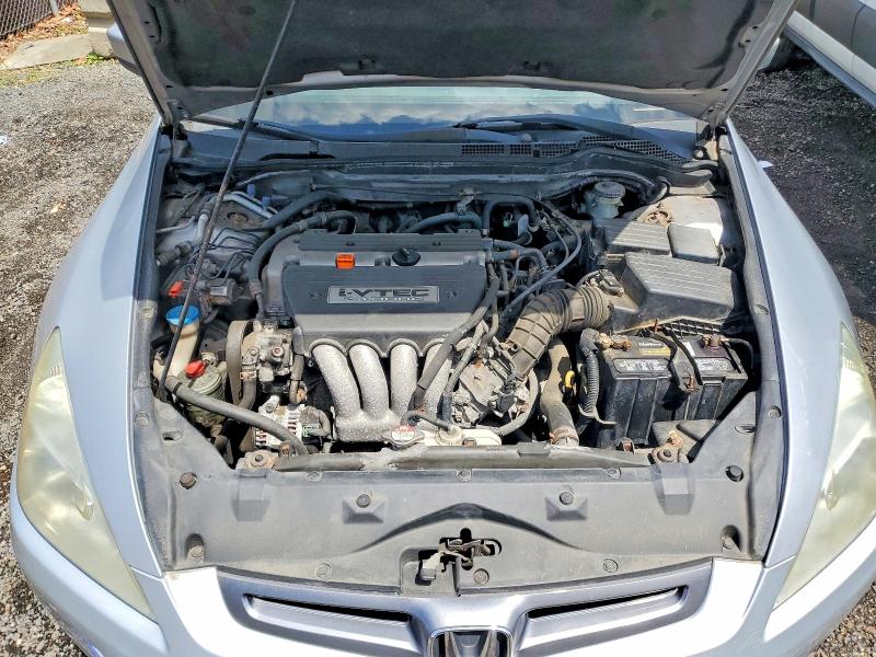 51143926 :رقم المزاد ، 1HGCM56795A000178 vin ، 2005 Hond Accord مزاد بيع