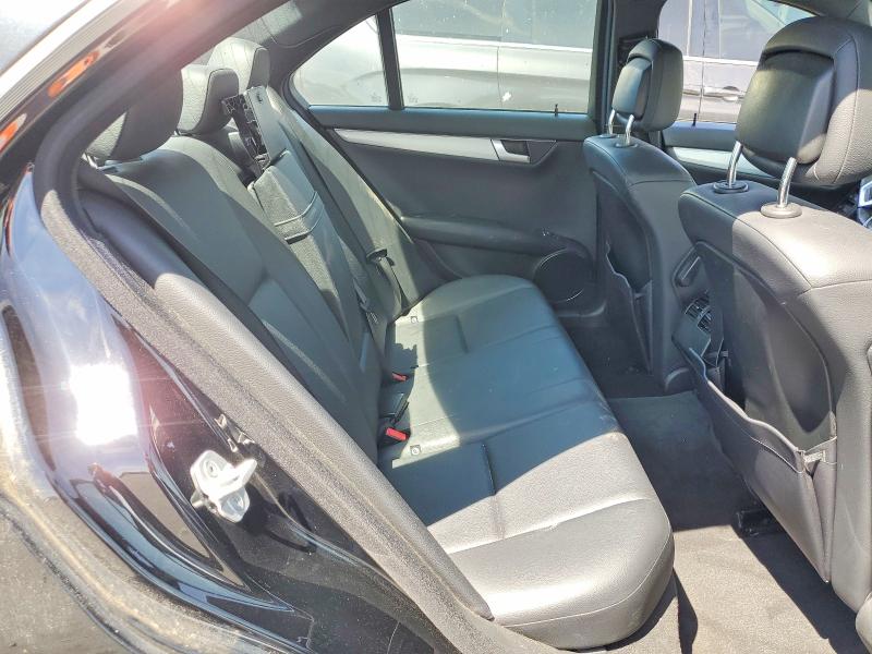 Продаж на аукціоні авто 2013 Mercedes-benz C, vin: WDDGF4HB7DA871610, номер лоту: 49582916